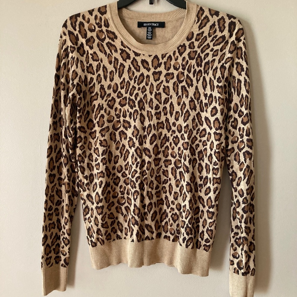 Ellen Tracy Leopard Print Sweater Medium